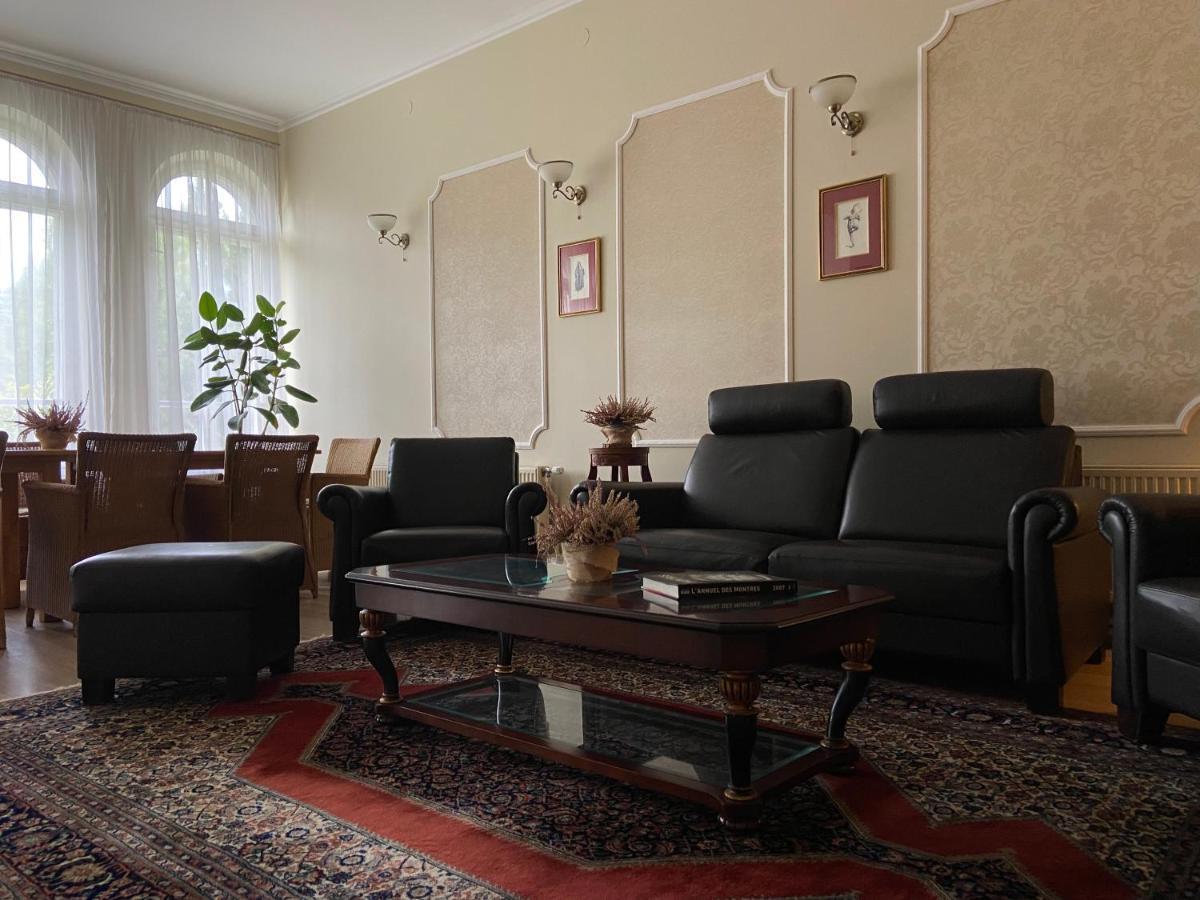 Karle Hotel Vitrupe Kültér fotó