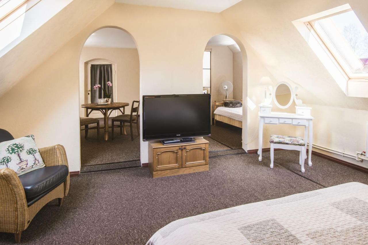 Karle Hotel Vitrupe Kültér fotó