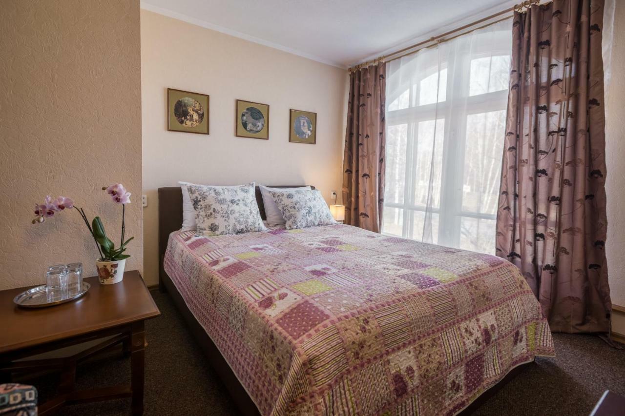 Karle Hotel Vitrupe Kültér fotó