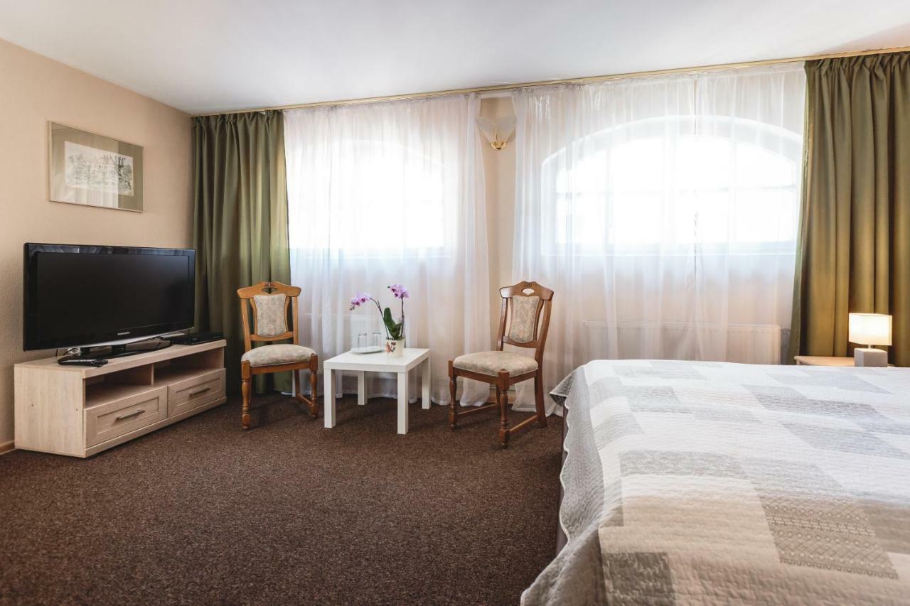 Karle Hotel Vitrupe Kültér fotó