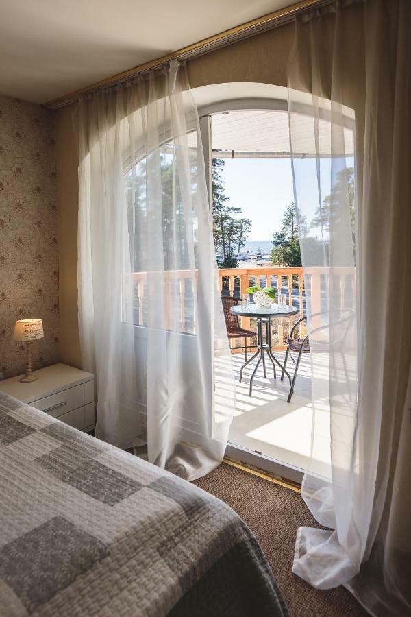 Karle Hotel Vitrupe Kültér fotó
